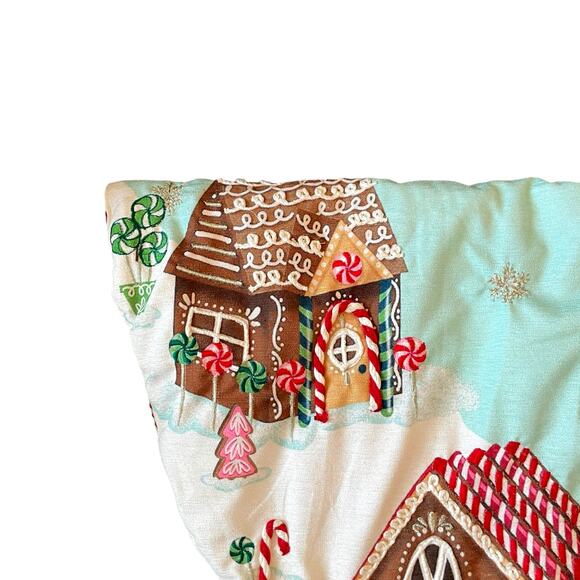 Nicole Miller 50in Gingerbread House Christmas Tree Skirt Embroidered New - Picture 7 of 16